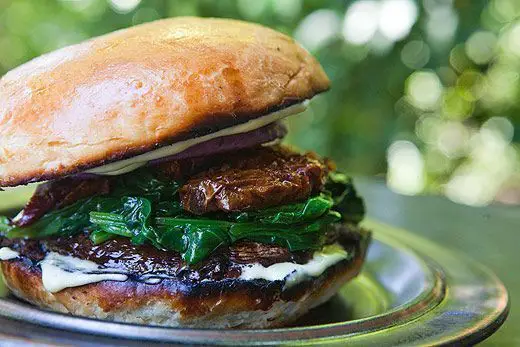 Mushroom Burger - hamburguesa sin carne Mushroom Burger - hamburguesa sin carne