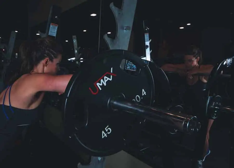Halterofilia ¿Puede sustituir el HIIT al entrenamiento de cardio? 4 Cardio HIIT o Levantamiento de pesas HIIT