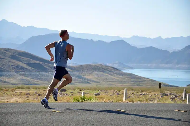 Cómo elegir tu cinta de correr: 10 consejos prácticos para no equivocarte 14 Consejos cinta correr zancada